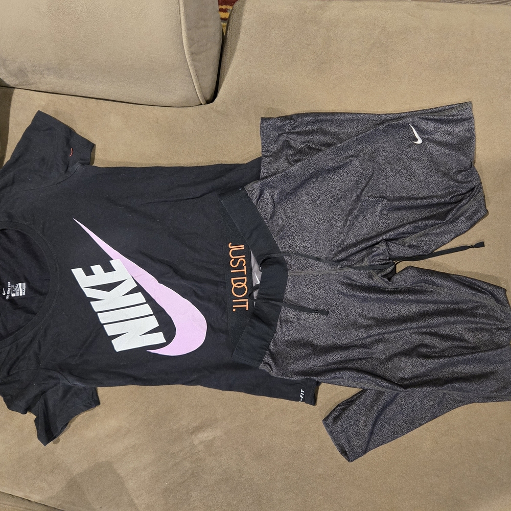 Nike Black and Gray Activewear Set